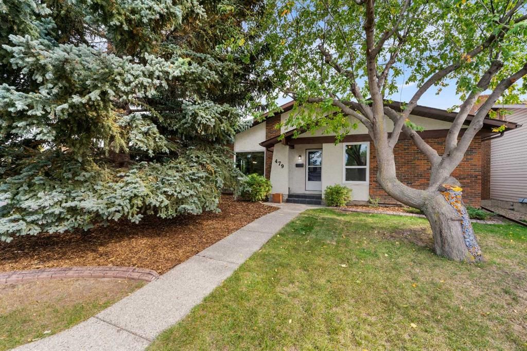 479 Bracewood Crescent SW, Calgary — main listing photo