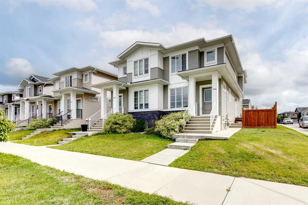 104 Corner Meadows Gate NE, Calgary — photo 2 of 50