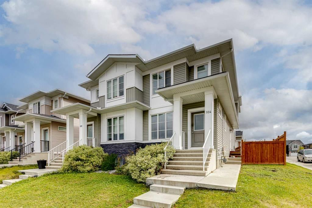104 Corner Meadows Gate NE, Calgary — photo 3 of 50