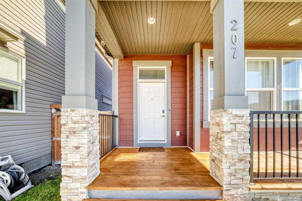 207 Legacy Glen Way SE, Calgary — photo 2 of 40