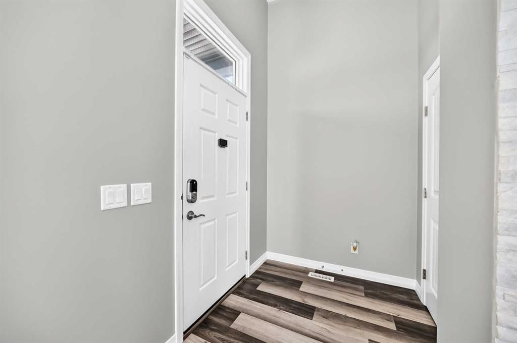 207 Legacy Glen Way SE, Calgary — photo 4 of 40