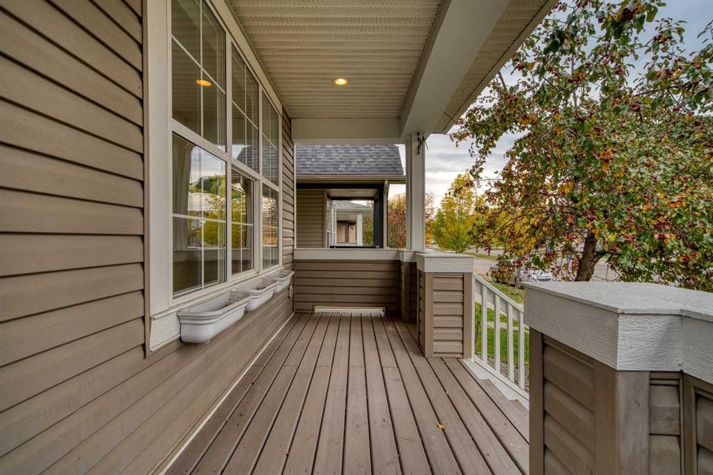 1833 New Brighton Drive SE, Calgary — photo 3 of 50