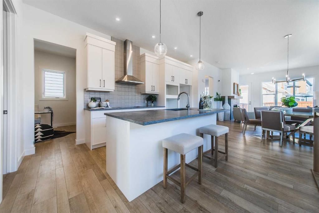 67 Setonridge Park SE, Calgary — photo 3 of 35