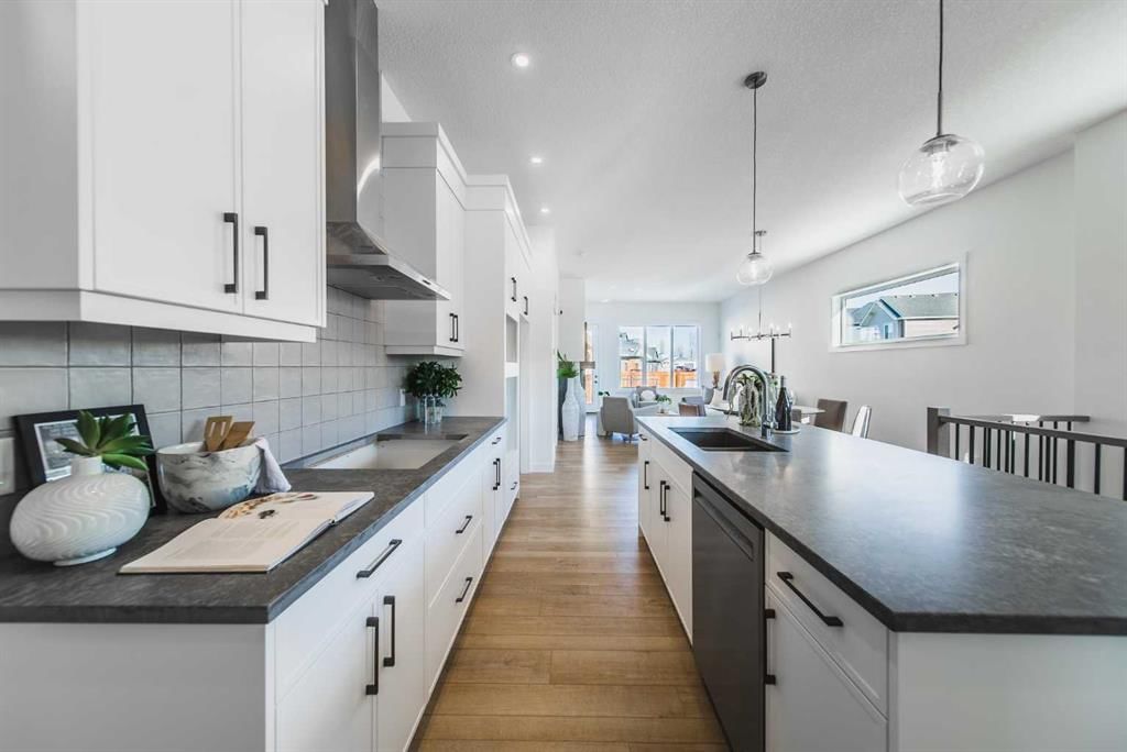 67 Setonridge Park SE, Calgary — photo 4 of 35