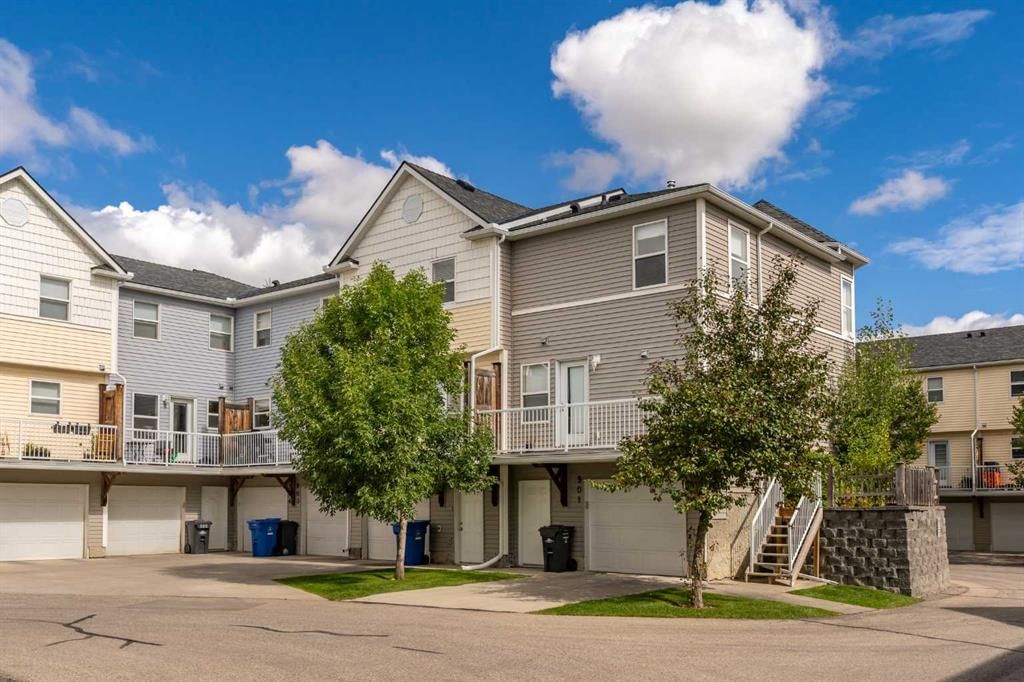 902 Prairie Sound Circle NW, High River — photo 2 of 28