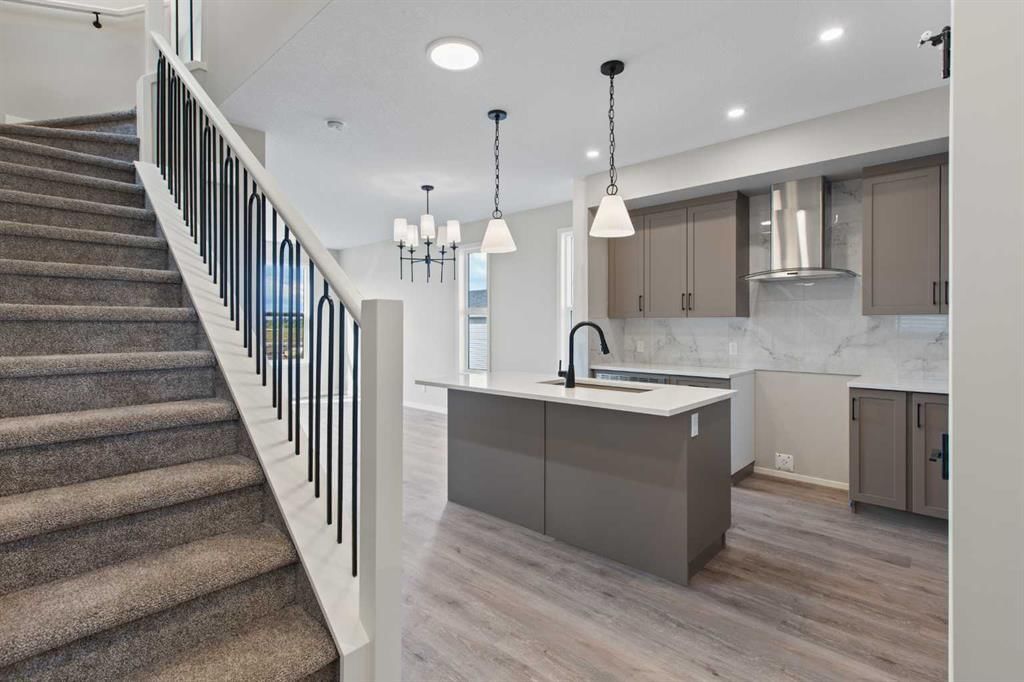 109 Montane Link SE, High River — photo 2 of 39
