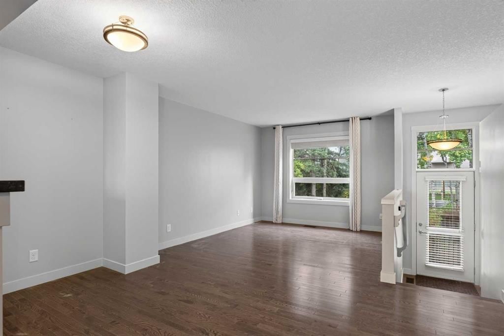 57 Aspen Hills Terrace SW, Calgary — photo 5 of 40