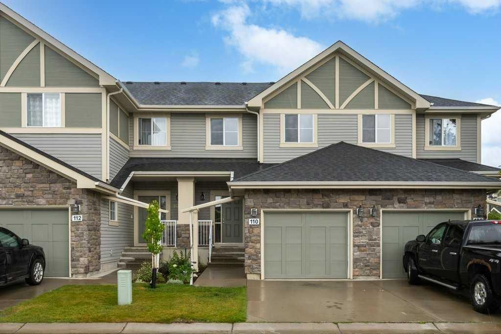110, 351 Monteith Drive SE, High River — main listing photo