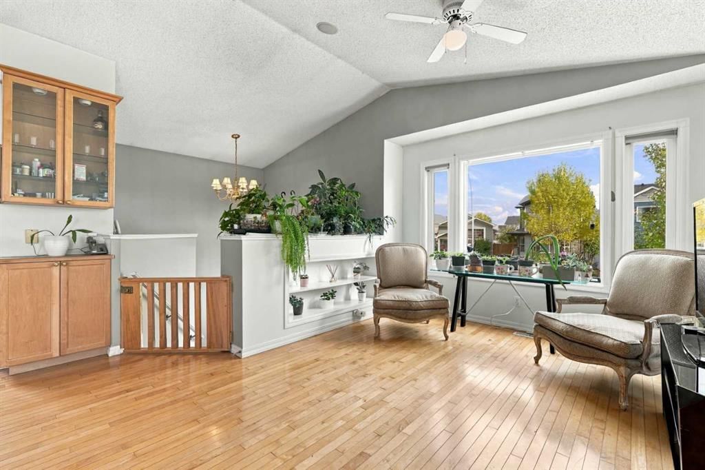 67 Martin Crossing Close NE, Calgary — photo 5 of 50