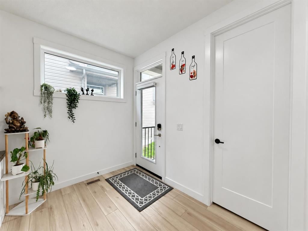 72 Calhoun View NE, Calgary — photo 3 of 45