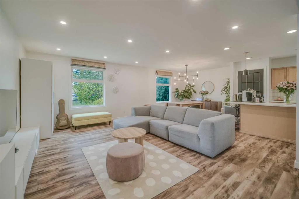 4035 Fonda Way SE, Calgary — home for sale
