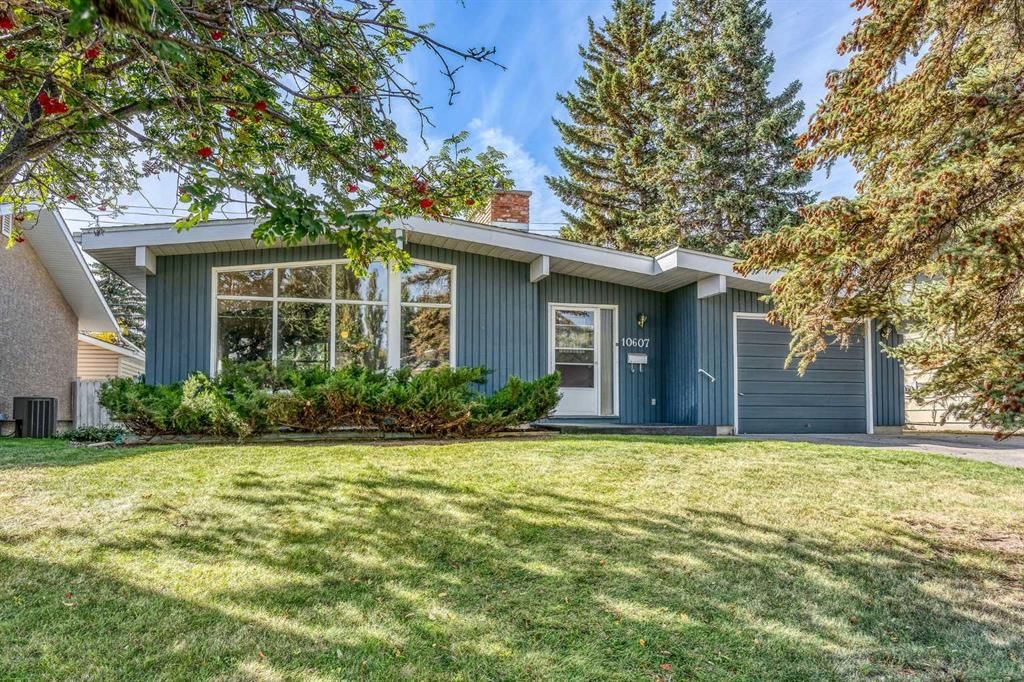 10607 Maplecreek Drive SE, Calgary — photo 4 of 48