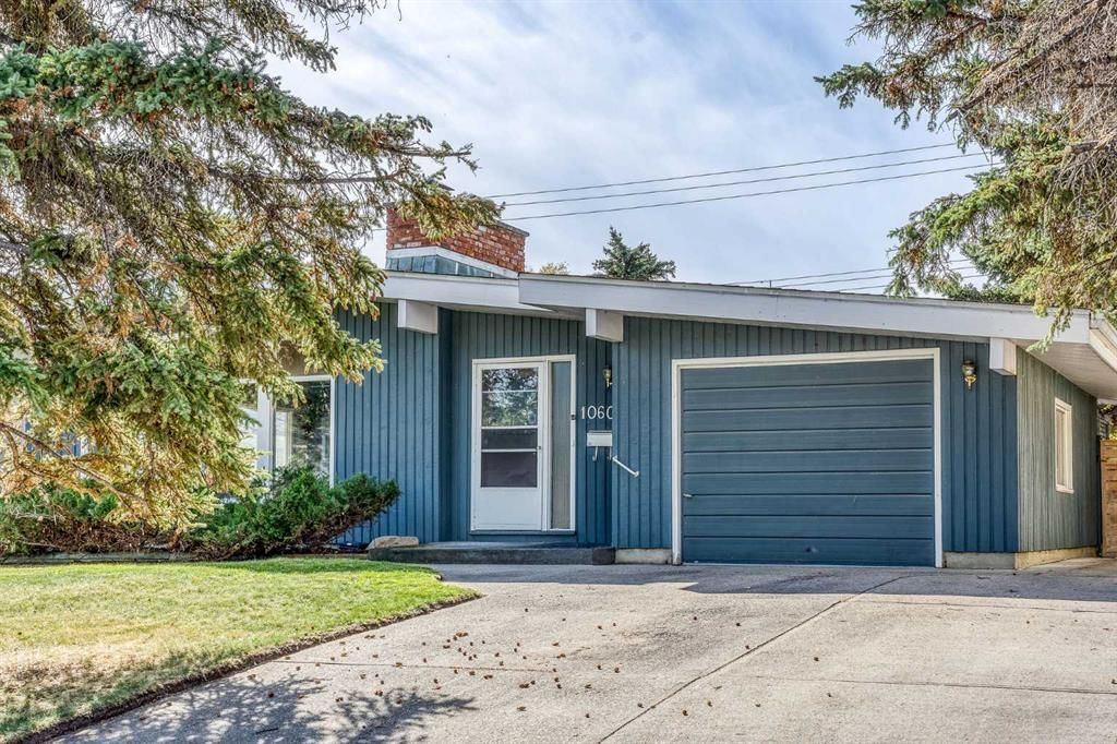 10607 Maplecreek Drive SE, Calgary — photo 5 of 48