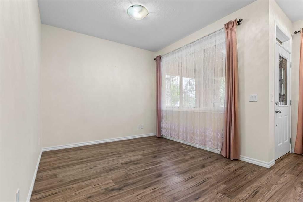 1545 Legacy Circle SE, Calgary — photo 3 of 47