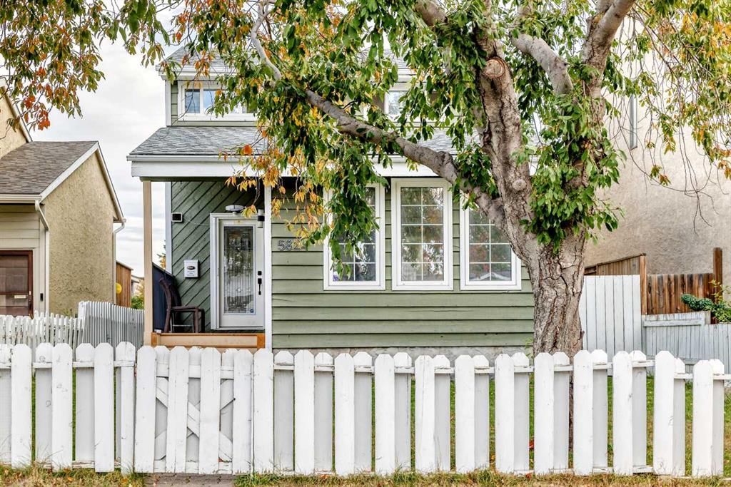 5824 22 Avenue NE, Calgary — photo 2 of 34