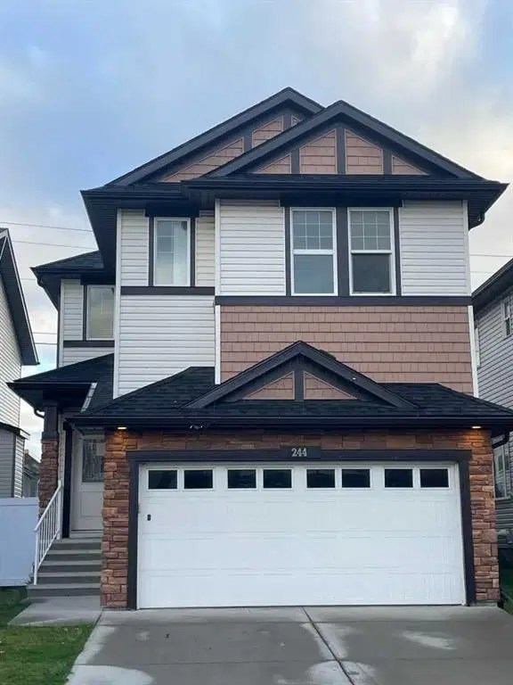 244 Skyview Shores Manor NE, Calgary — main listing photo