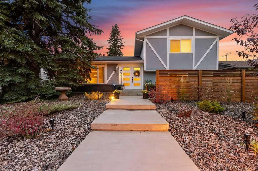 10411 Maplecreek Drive SE, Calgary — main listing photo