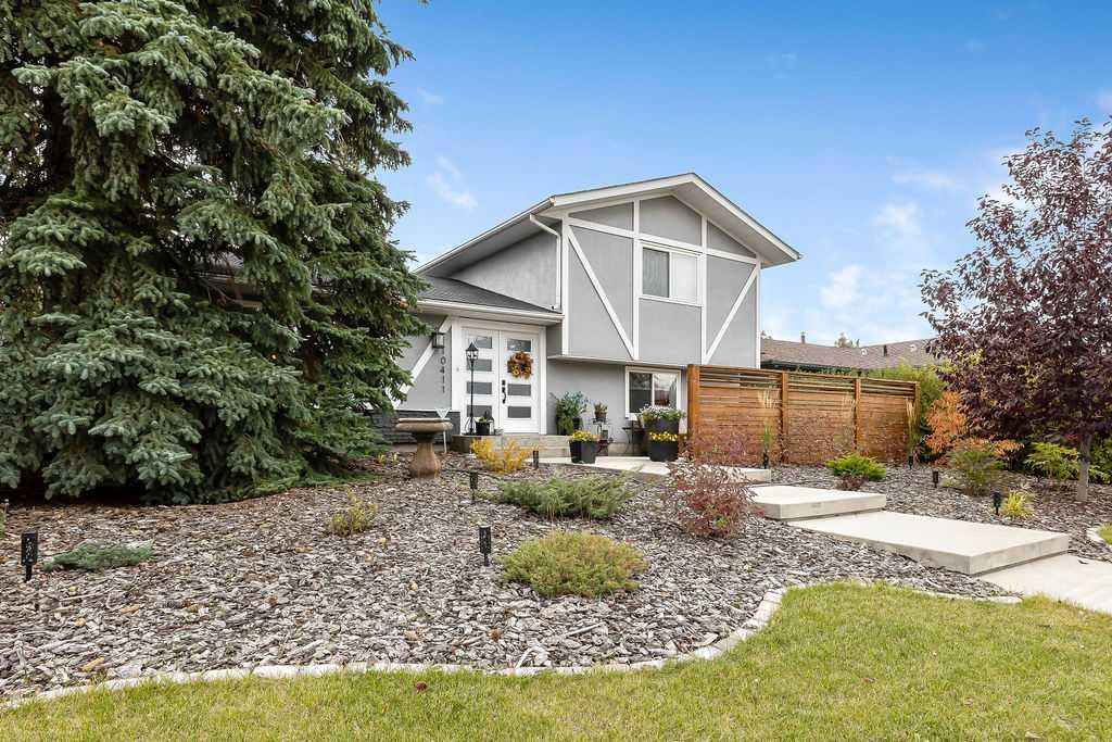 10411 Maplecreek Drive SE, Calgary — photo 2 of 44