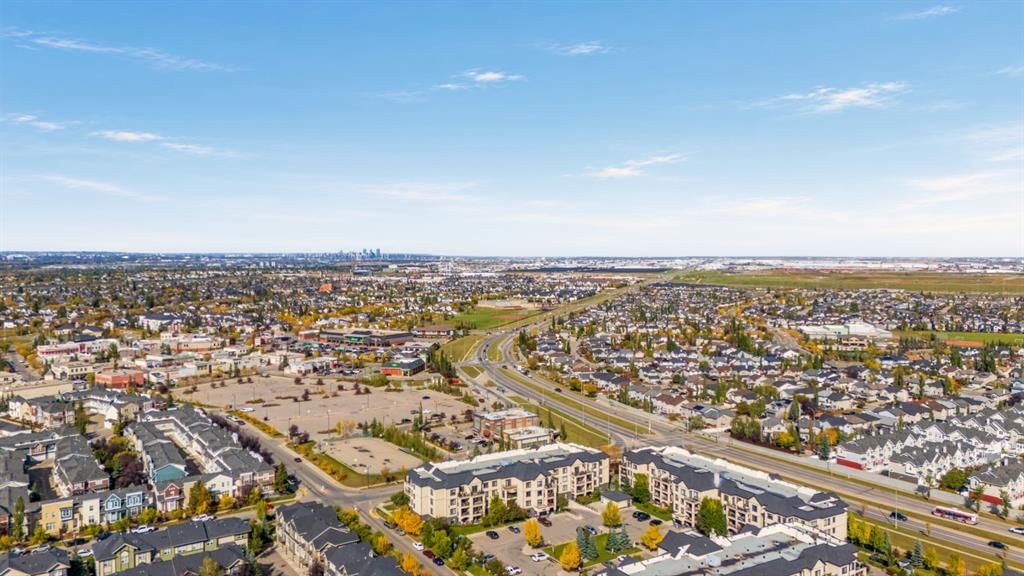 1211, 310 Mckenzie Towne Gate SE, Calgary — photo 3 of 40