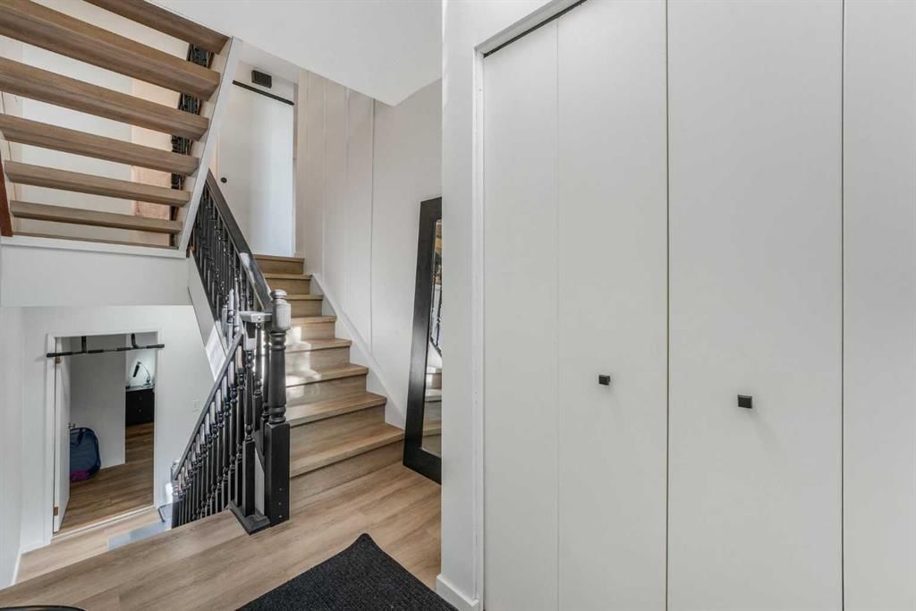 3, 7900 Silver Springs Road NW, Calgary — photo 2 of 30