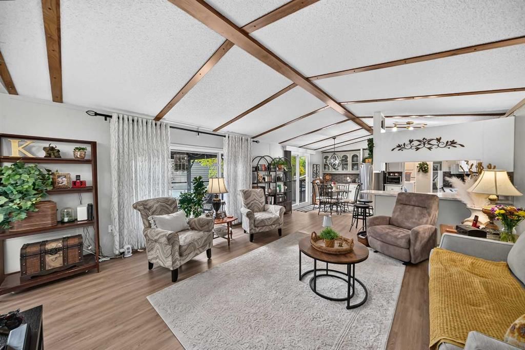 3221 Burroughs Manor NE, Calgary — main listing photo