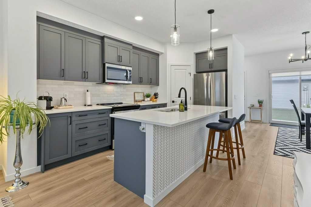 533 Sage Hill Road NW, Calgary — photo 2 of 41