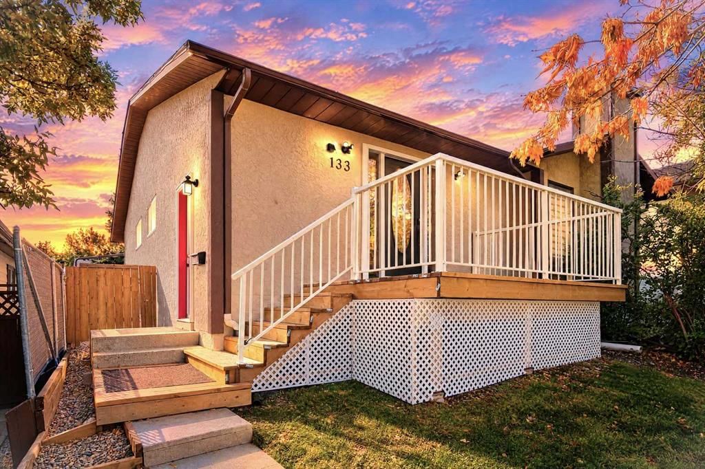 133 Berwick Drive NW, Calgary — main listing photo