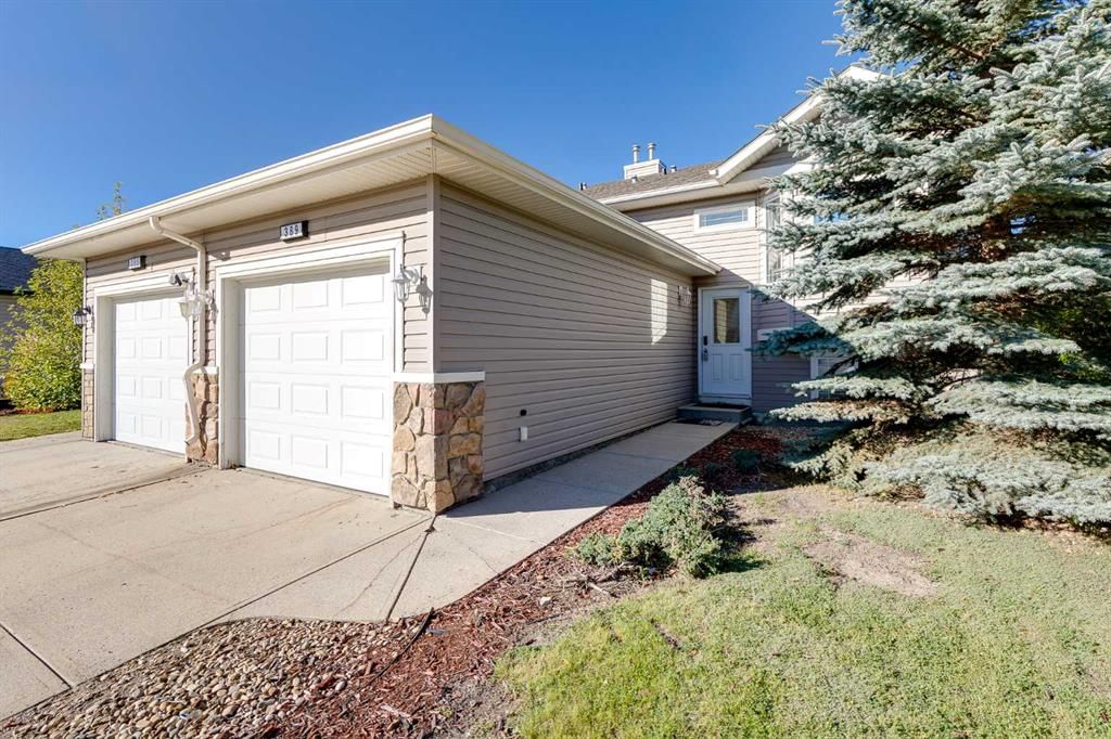 389 Stonegate Way NW, Airdrie — photo 2 of 42