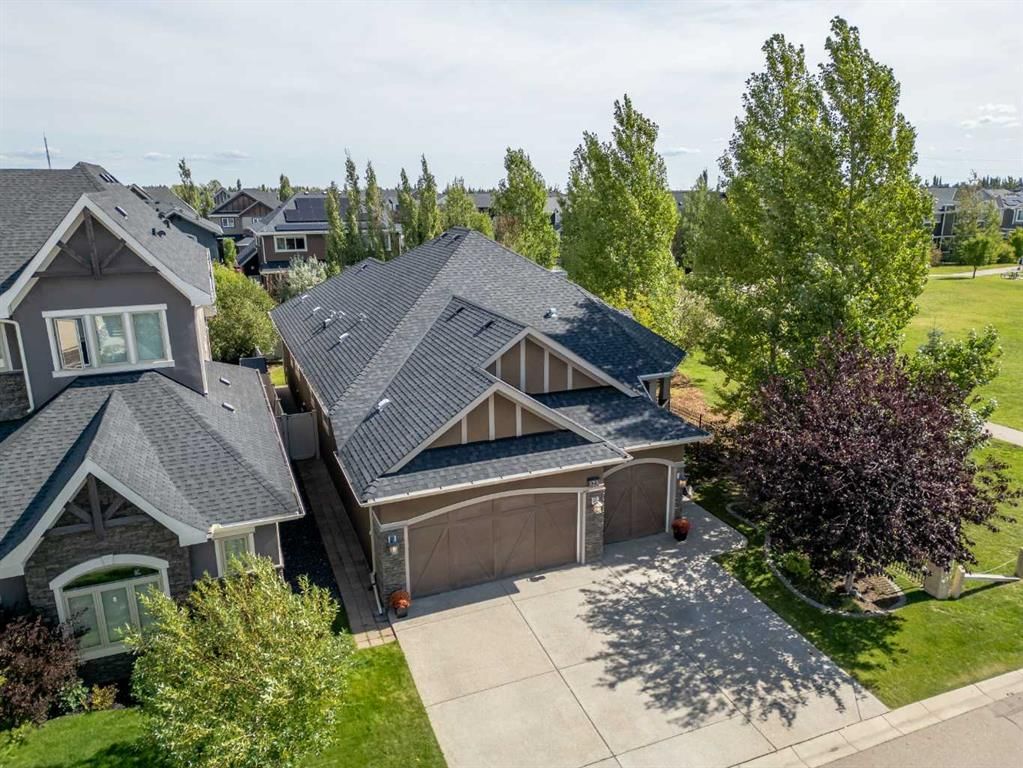 123 West Grove Rise SW, Calgary — detached for sale