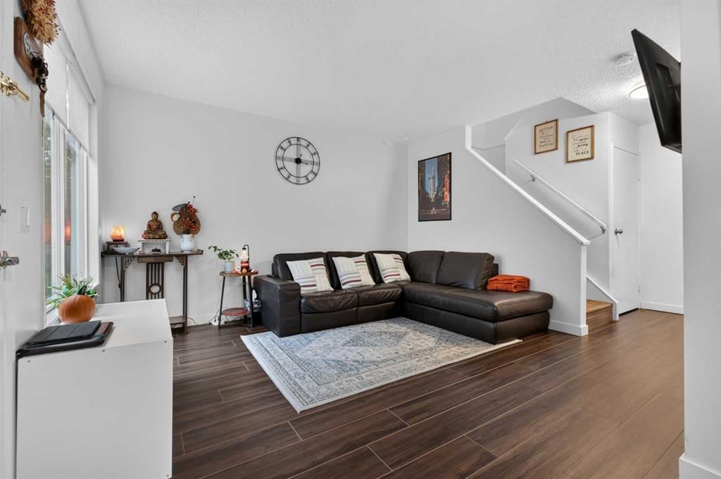442, 406 Blackthorn Road NE, Calgary — photo 4 of 42