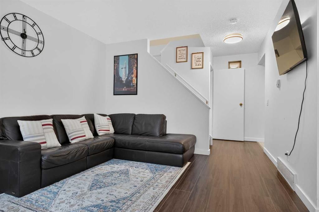 442, 406 Blackthorn Road NE, Calgary — photo 5 of 42