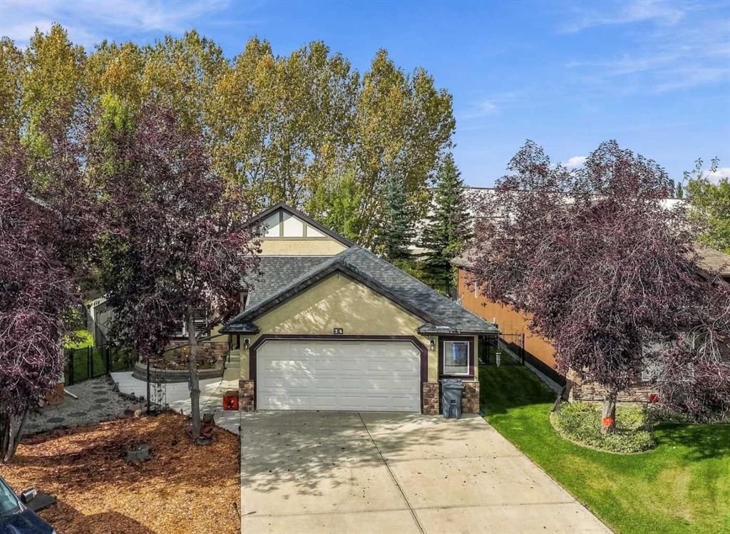 34 Billy Haynes Trail, Okotoks — main listing photo