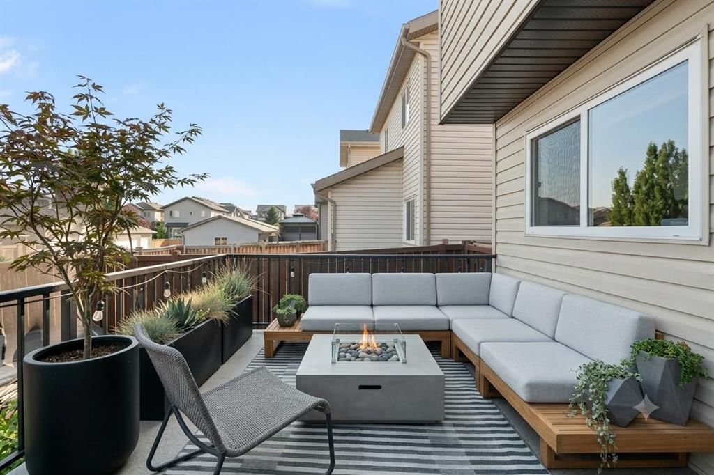 70 Walden Manor SE, Calgary — photo 3 of 50