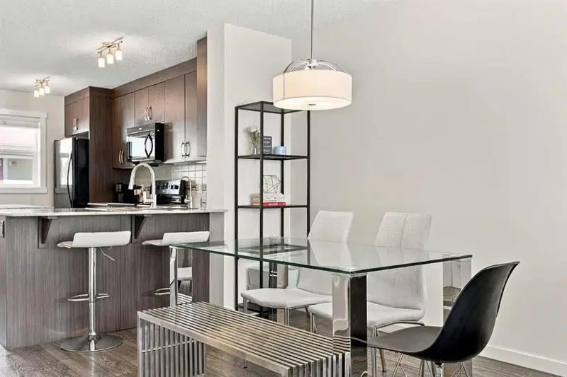 520 Auburn Bay Circle SE, Calgary — photo 3 of 33