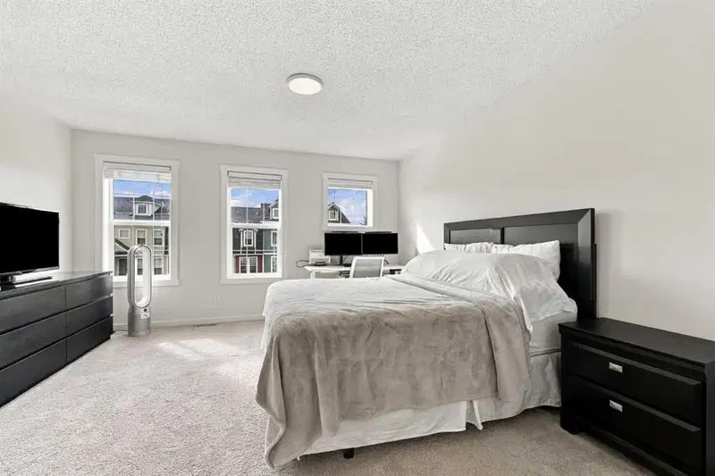 520 Auburn Bay Circle SE, Calgary — photo 5 of 33