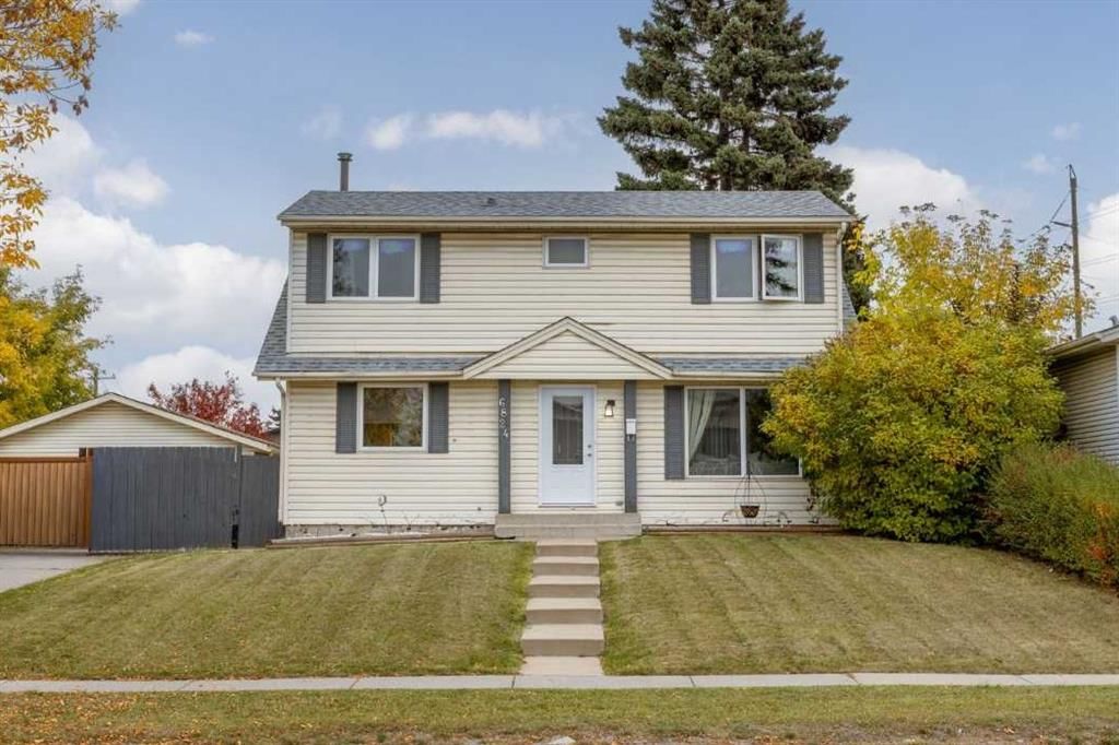 6824 43 Avenue NE, Calgary — detached for sale
