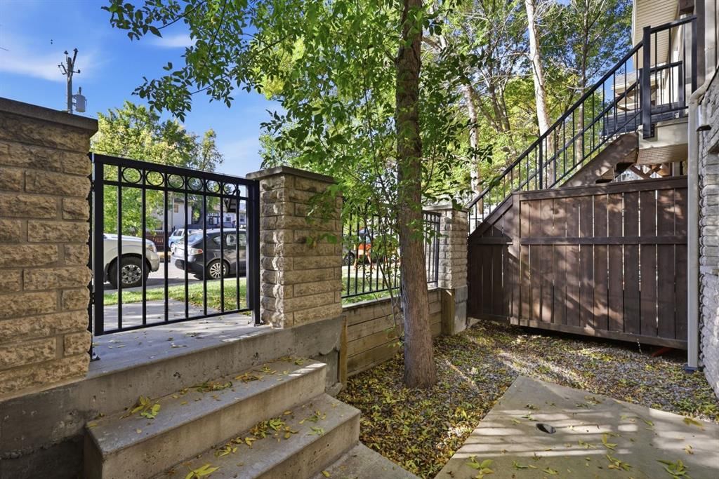 104, 1728 35 Avenue SW, Calgary — photo 3 of 37