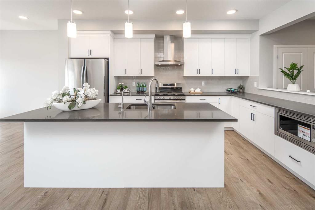 47 Carringvue Passage NW, Calgary — photo 4 of 41