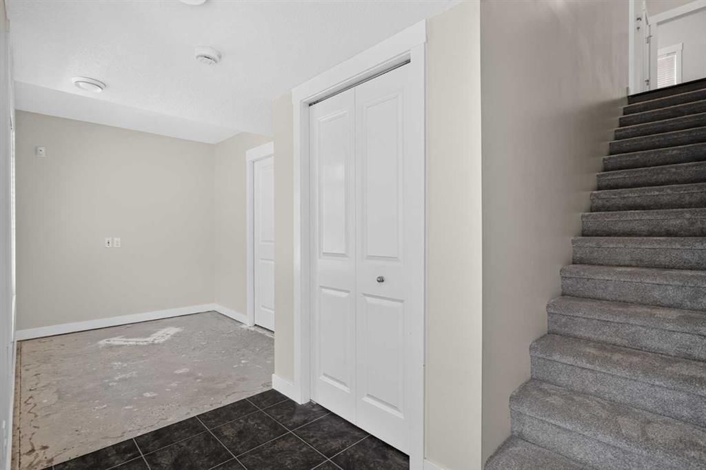 604 Skyview Point Place NE, Calgary — photo 5 of 45