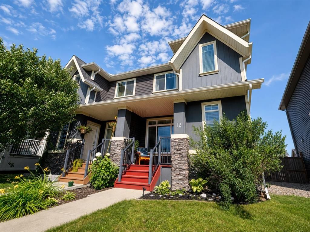 12 Fireside Bend, Cochrane — photo 2 of 29