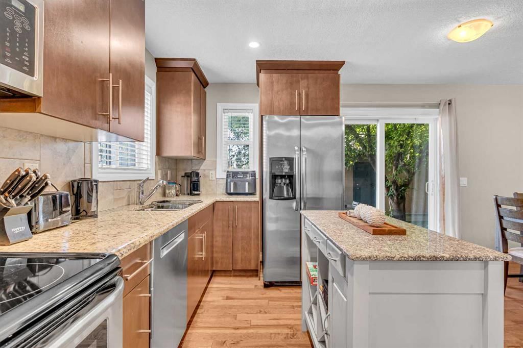 2, 821 Mcdougall Road NE, Calgary — photo 4 of 41
