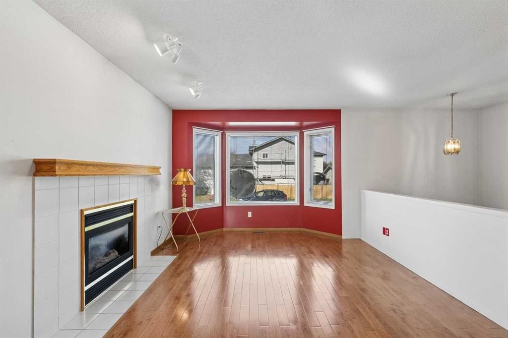 116 Covington Rise NE, Calgary — photo 4 of 30