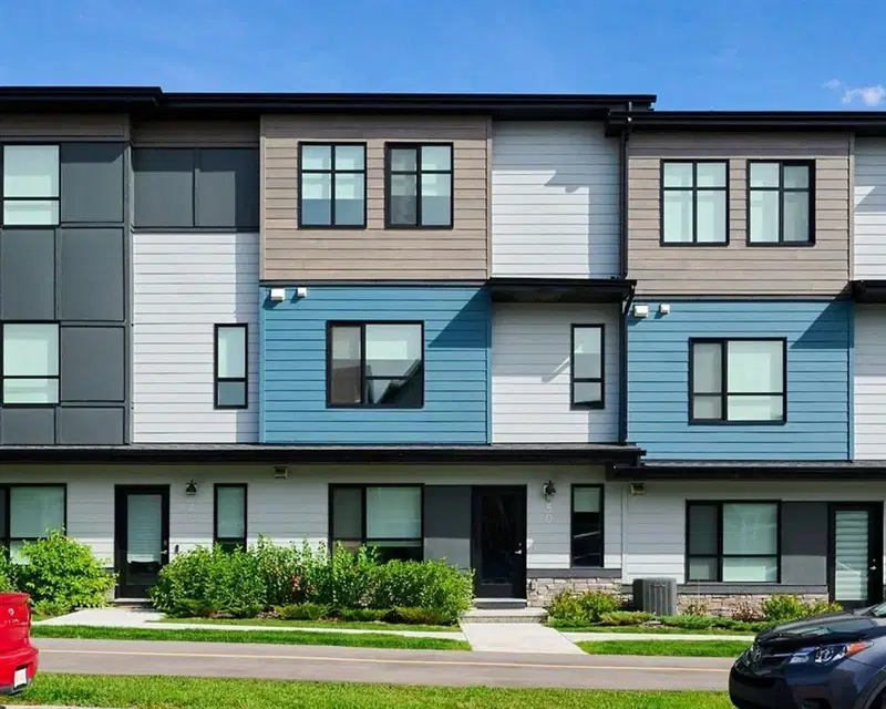 50 Cranbrook Gardens SE, Calgary — townhome for sale