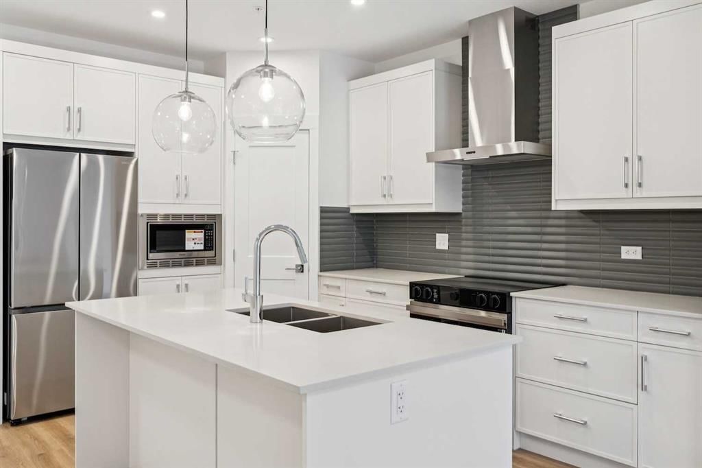 3211, 3700 Seton Avenue, Calgary — photo 3 of 12