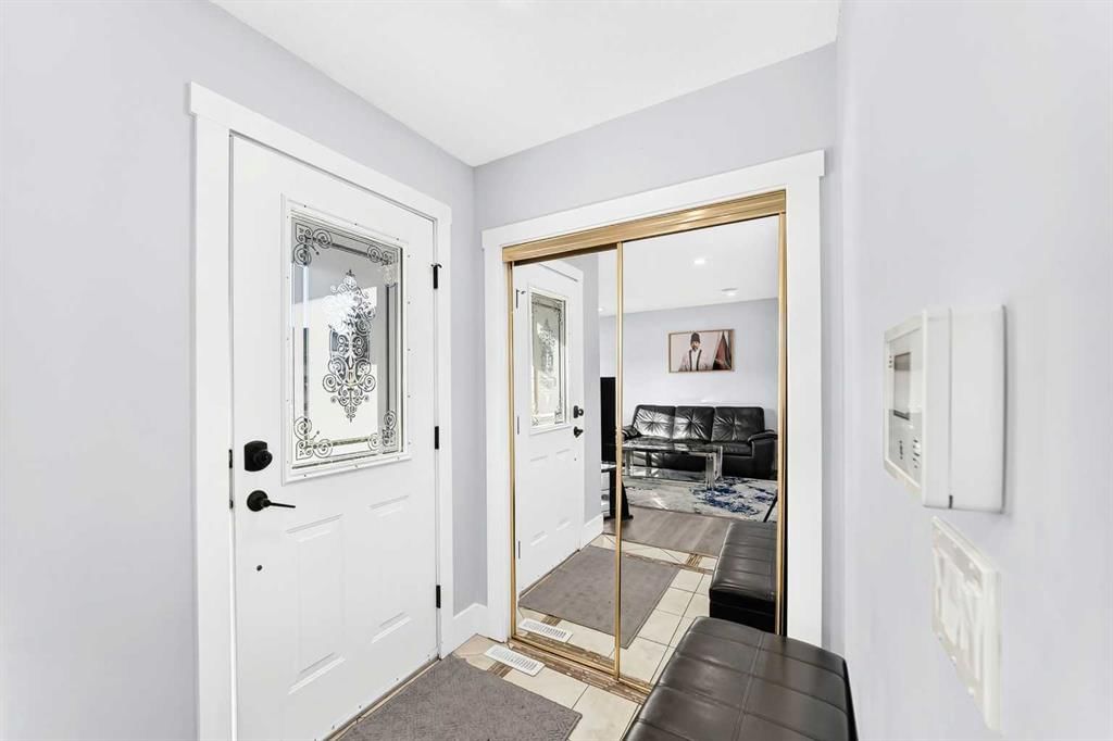 380 Taradale Drive NE, Calgary — photo 2 of 40