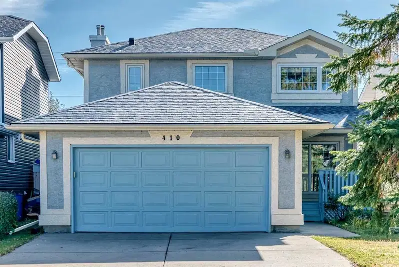410 Shawbrooke Circle SW, Calgary — photo 2 of 30