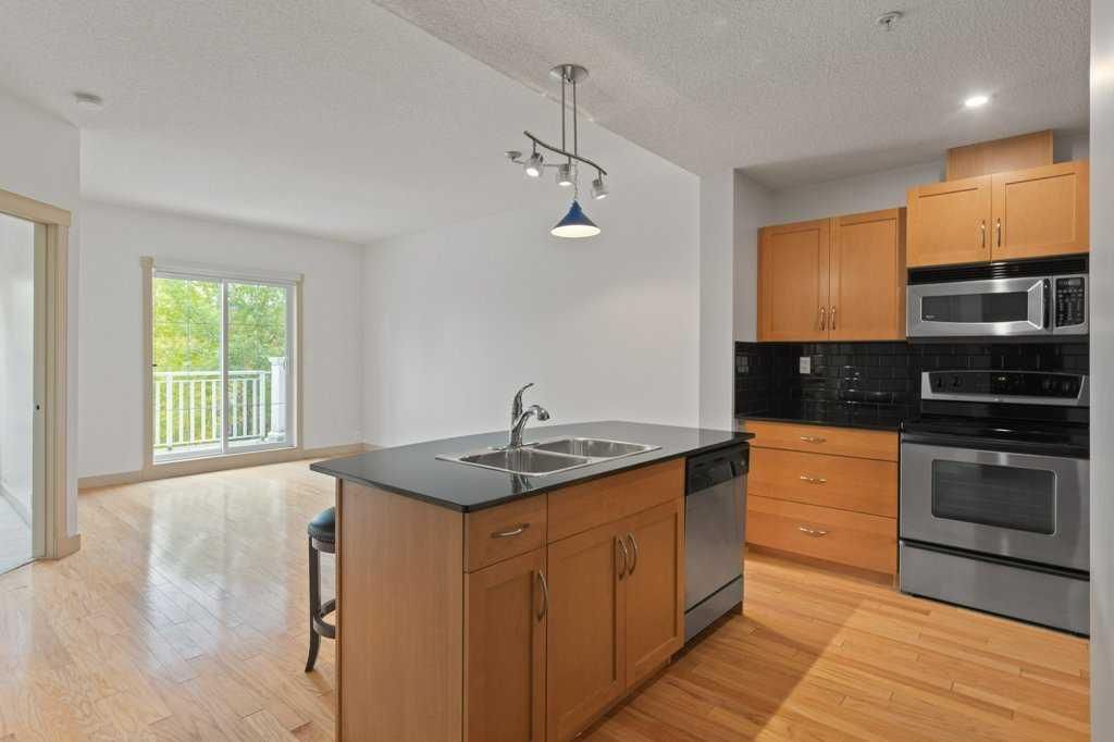 2103, 5605 Henwood Street SW, Calgary — photo 4 of 38
