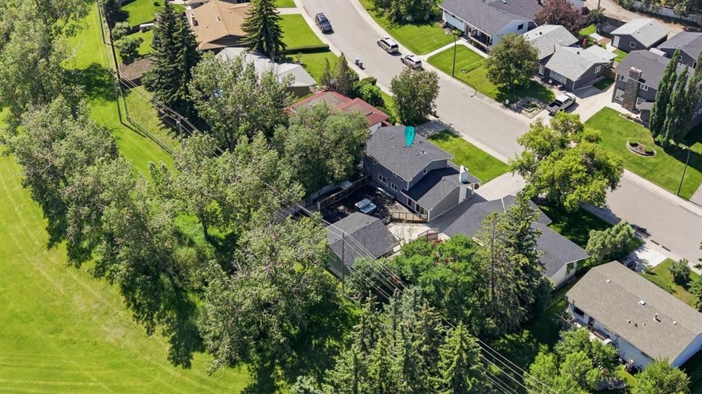 20 Mapleglade Close SE, Calgary — detached for sale