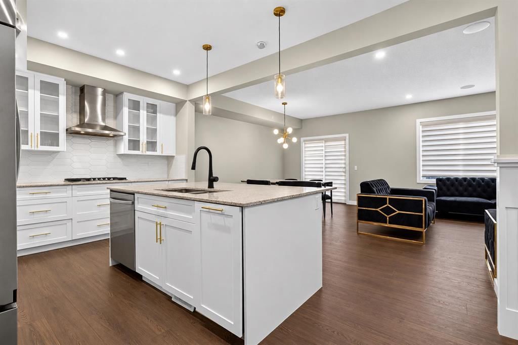 66 Belmont Manor SW, Calgary — photo 3 of 49
