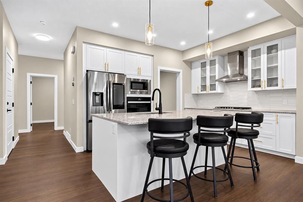66 Belmont Manor SW, Calgary — photo 4 of 49